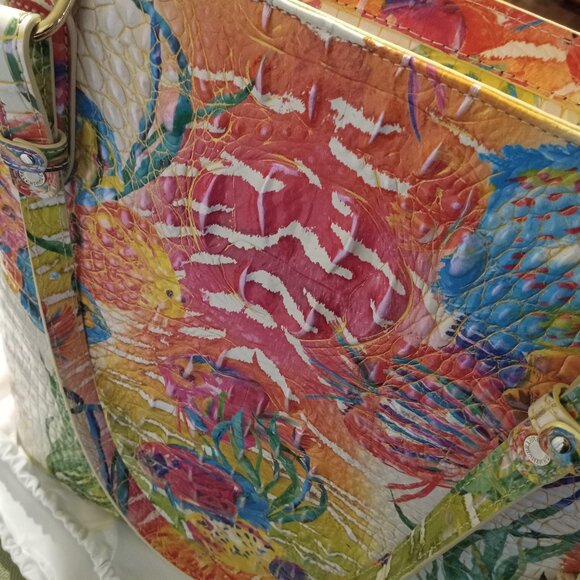 Handbag - Picture 3 of 4